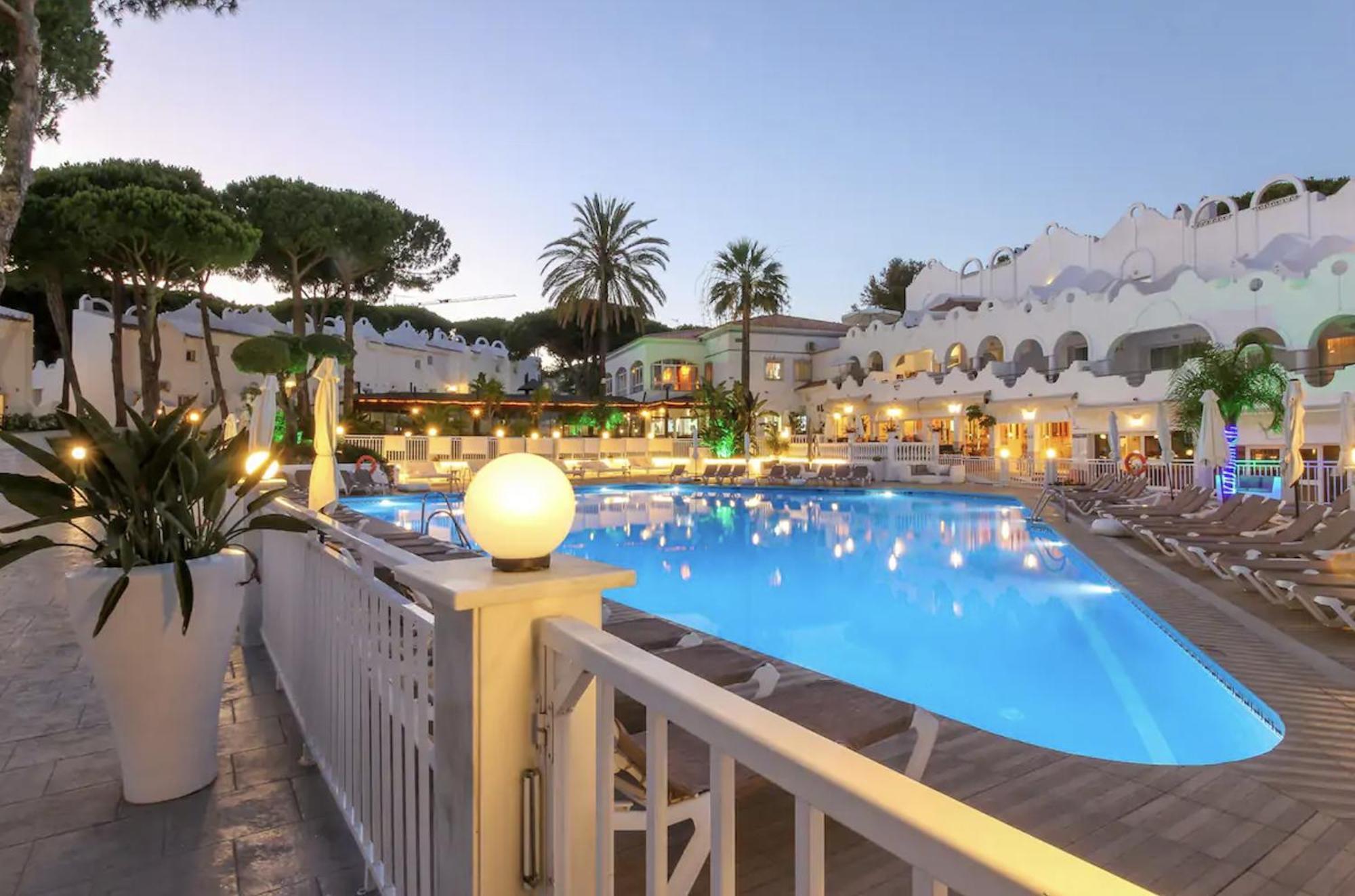 Private 2 Bedroom Flat In Vime La Reserva De Marbella *