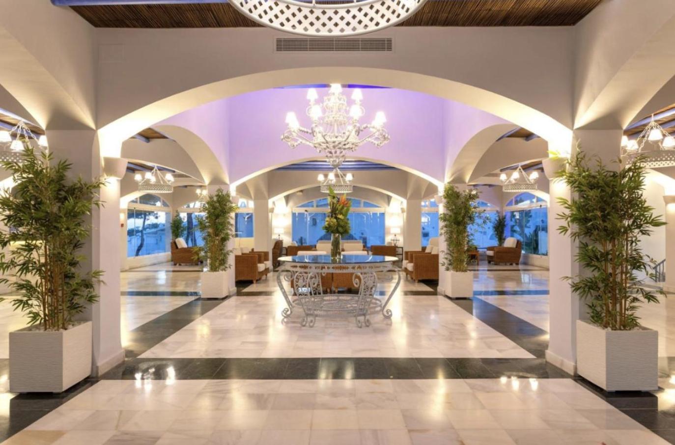 Private 2 Bedroom Flat In Vime La Reserva De Marbella * Sitio de Calahonda